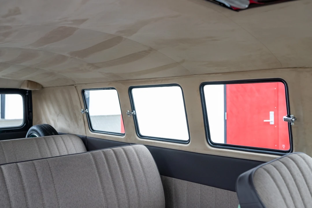 1966 Volkswagen Split-Window Bus - Image 16 of 31