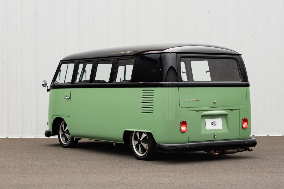 1966 Volkswagen Split-Window Bus - Image 7 of 31