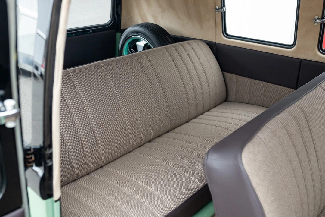1966 Volkswagen Split-Window Bus - Image 19 of 31