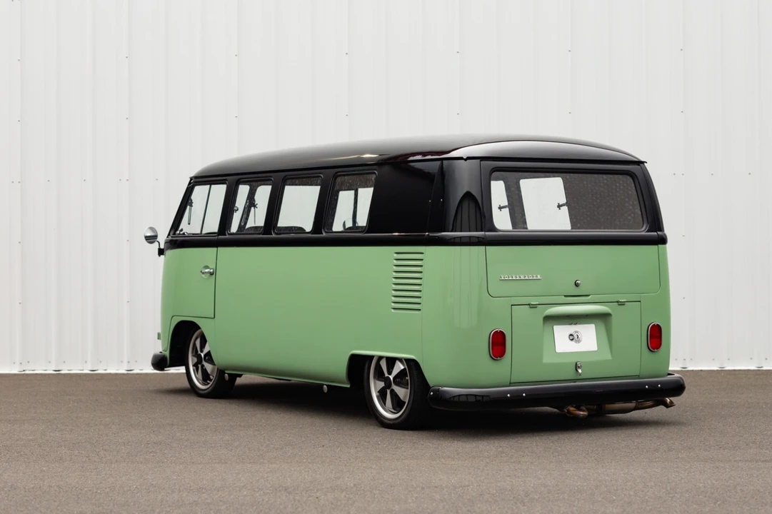 1966 Volkswagen Split-Window Bus - Image 6 of 31