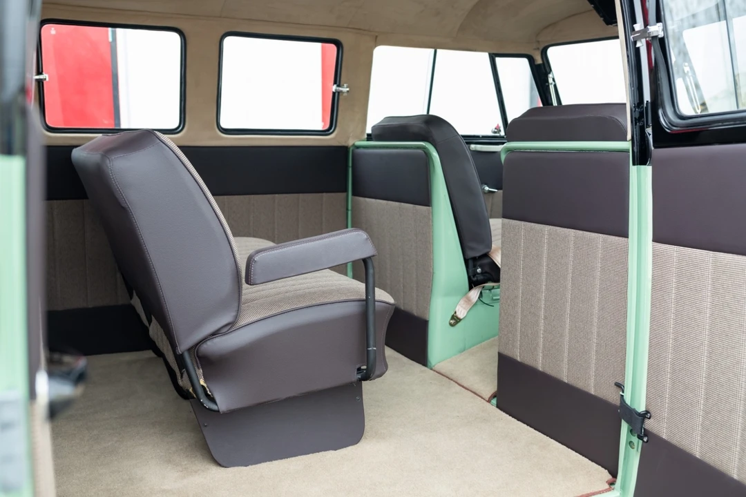 1966 Volkswagen Split-Window Bus - Image 17 of 31