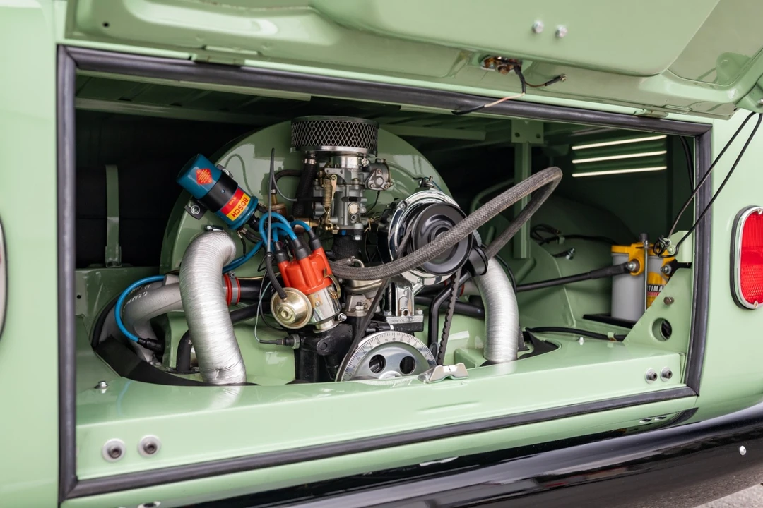 1966 Volkswagen Split-Window Bus - Image 29 of 31