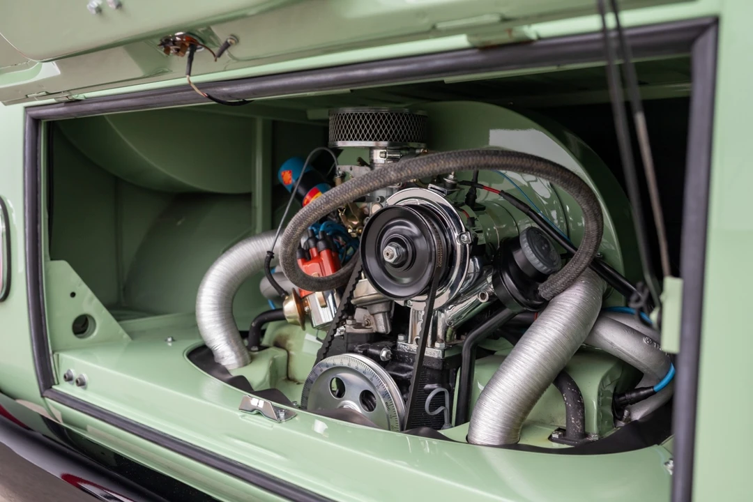 1966 Volkswagen Split-Window Bus - Image 27 of 31