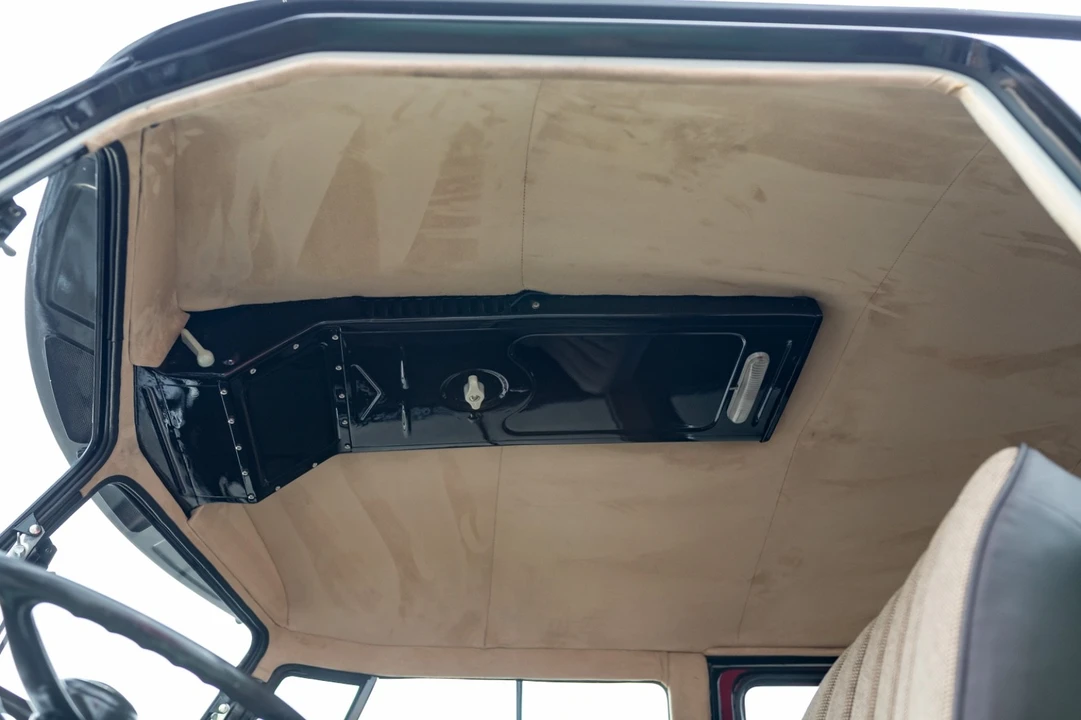 1966 Volkswagen Split-Window Bus - Image 13 of 31