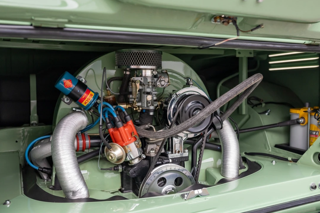 1966 Volkswagen Split-Window Bus - Image 30 of 31