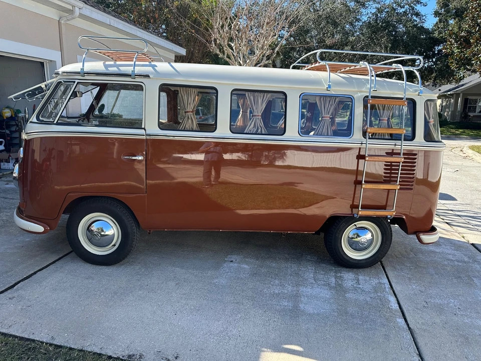 1966 Volkswagen Split-Window Bus - Image 6 of 21