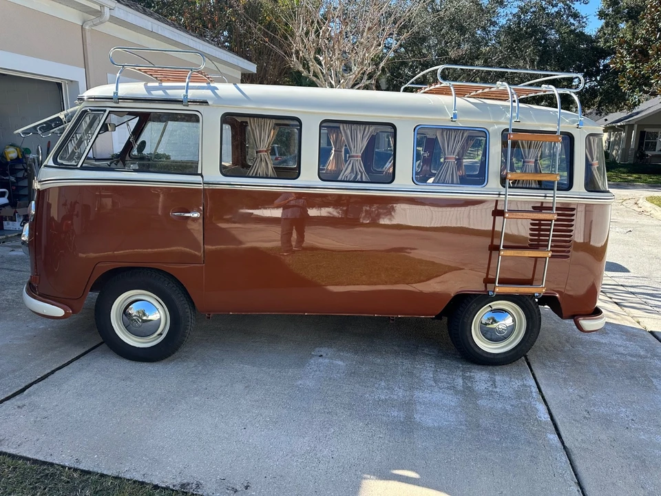 1966 Volkswagen Split-Window Bus - Image 3 of 21