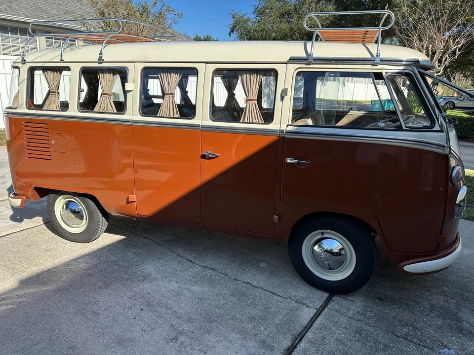 1966 Volkswagen Split-Window Bus - Image 4 of 21