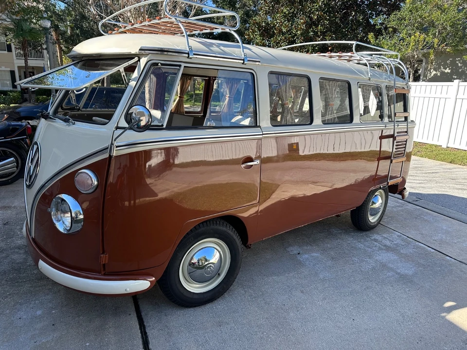1966 Volkswagen Split-Window Bus - Image 2 of 21