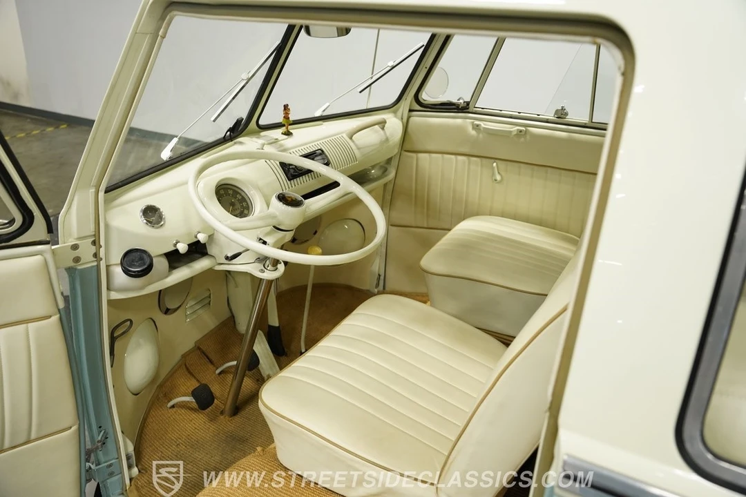 1966 Volkswagen Split-Window Camper - Image 5 of 12