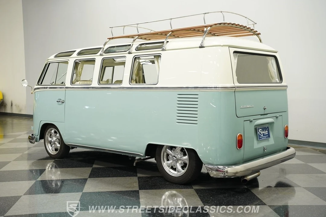 1966 Volkswagen Split-Window Camper - Image 10 of 12