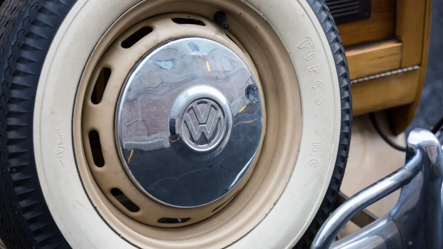 1966 Volkswagen Split-Window Bus - Image 11 of 12