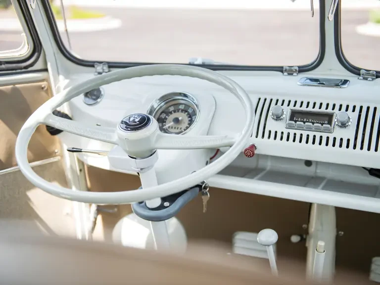 1966 Volkswagen Split-Window Bus - Image 5 of 23