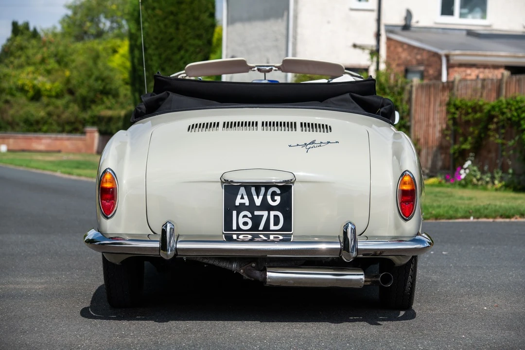 1966 Volkswagen Karmann Ghia Type 14 - Image 6 of 30