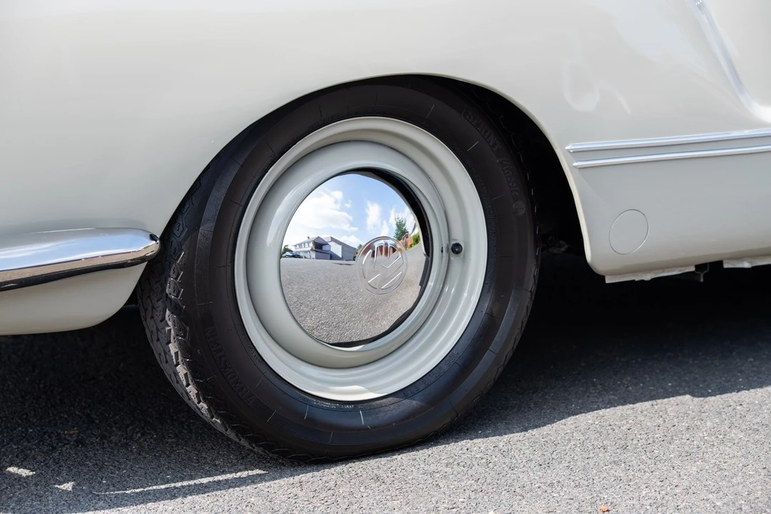 1966 Volkswagen Karmann Ghia Type 14 - Image 13 of 30