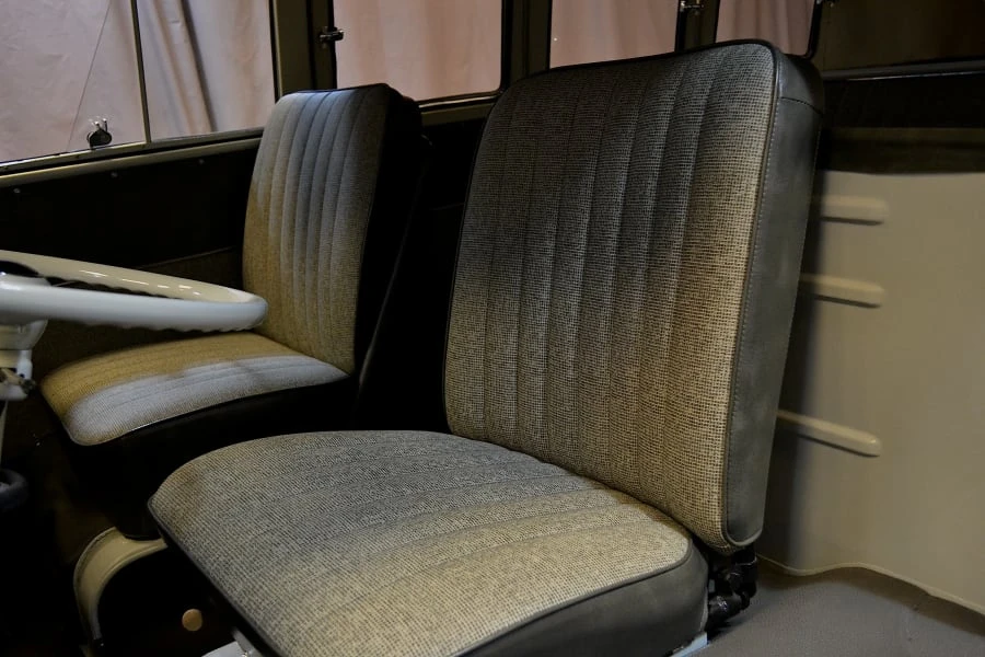 1966 Volkswagen Split-Window Bus - Image 2 of 11