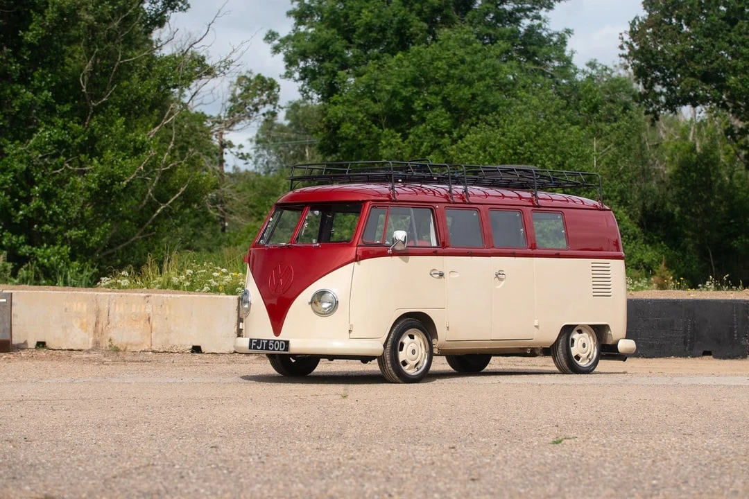 1966 Volkswagen Split-Window Bus - Image 18 of 31