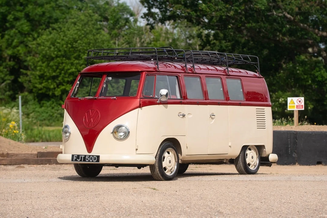 1966 Volkswagen Split-Window Bus - Image 19 of 31