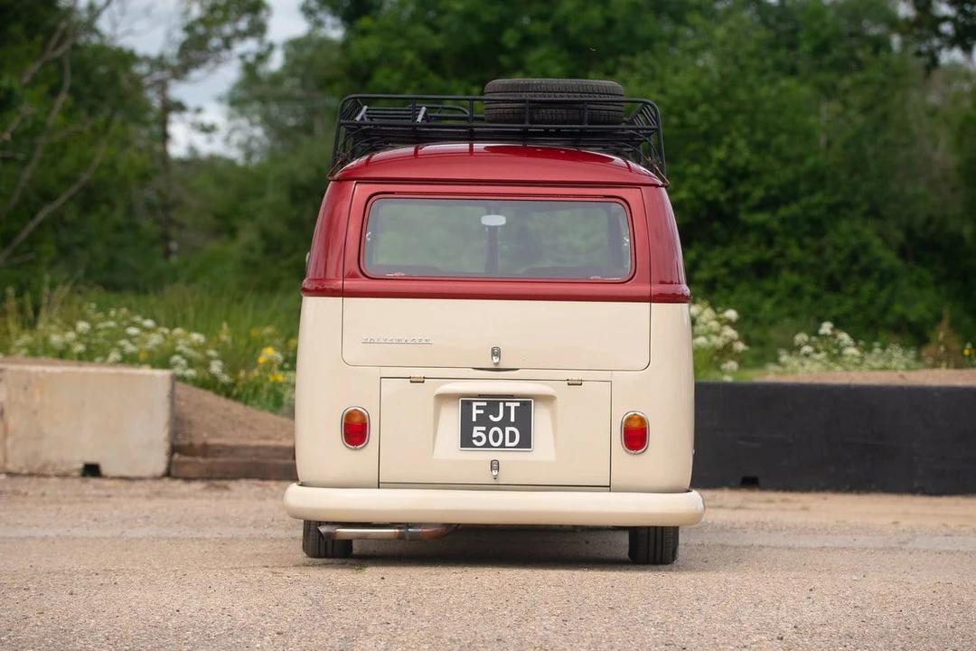 1966 Volkswagen Split-Window Bus - Image 9 of 31