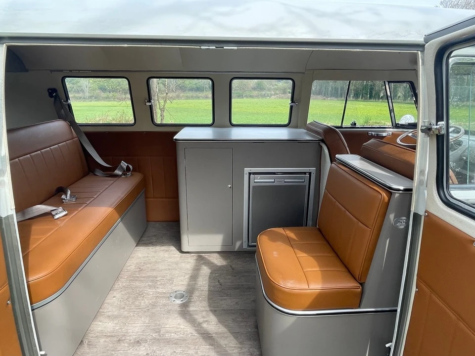1966 Volkswagen Split-Window Camper - Image 10 of 30