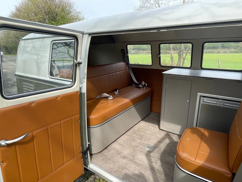 1966 Volkswagen Split-Window Camper - Image 9 of 30