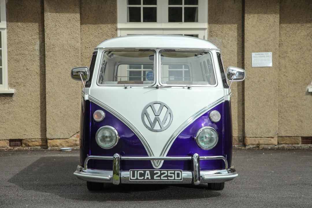 1966 Volkswagen Split-Window Bus - Image 2 of 30