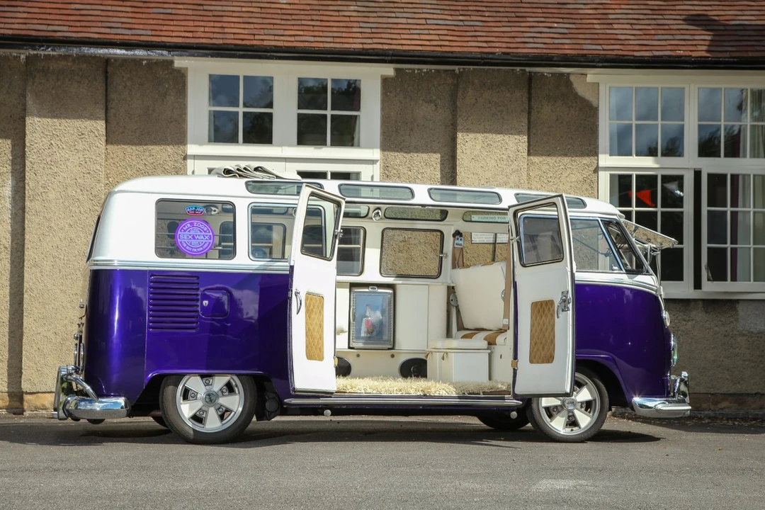 1966 Volkswagen Split-Window Bus - Image 18 of 30
