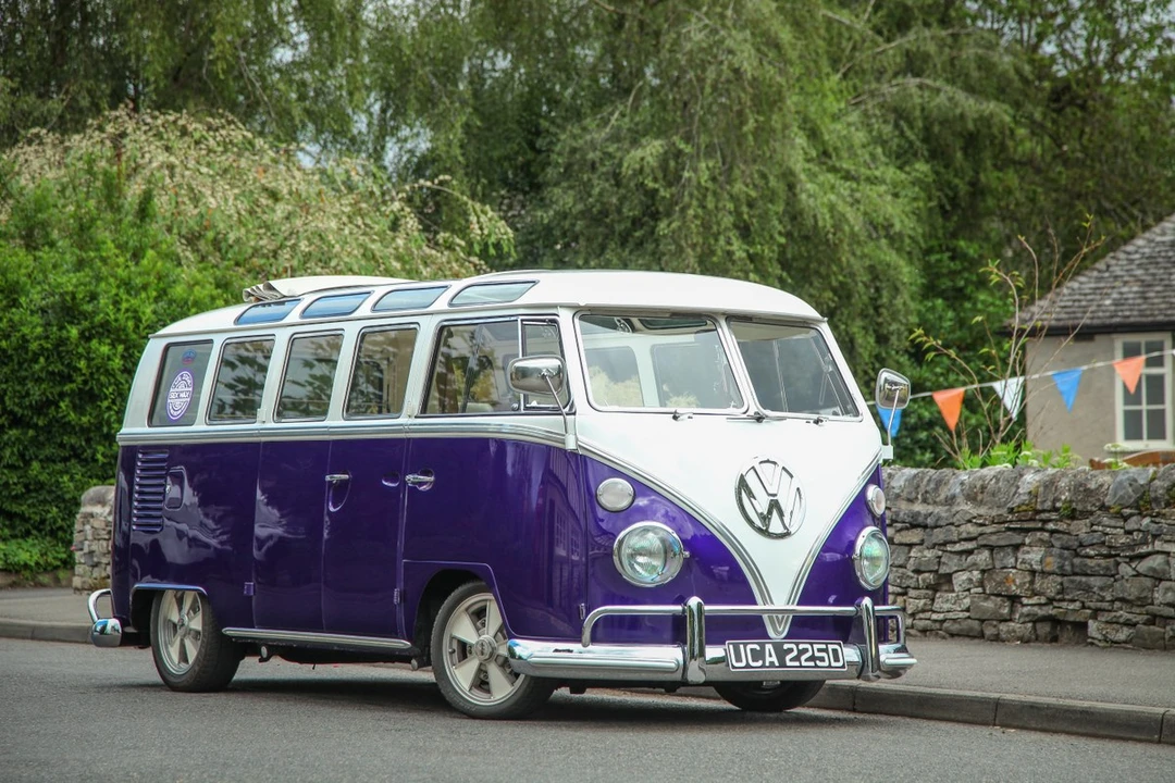 1966 Volkswagen Split-Window Bus - Image 6 of 30