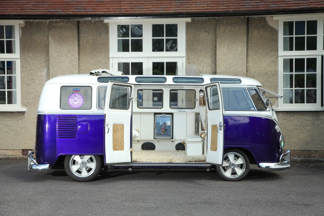1966 Volkswagen Split-Window Bus - Image 20 of 30