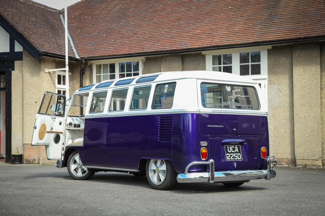 1966 Volkswagen Split-Window Bus - Image 8 of 30