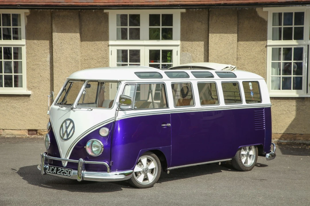 1966 Volkswagen Split-Window Bus - Image 3 of 30