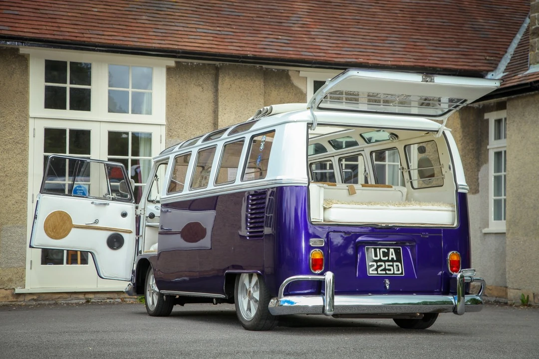 1966 Volkswagen Split-Window Bus - Image 23 of 30