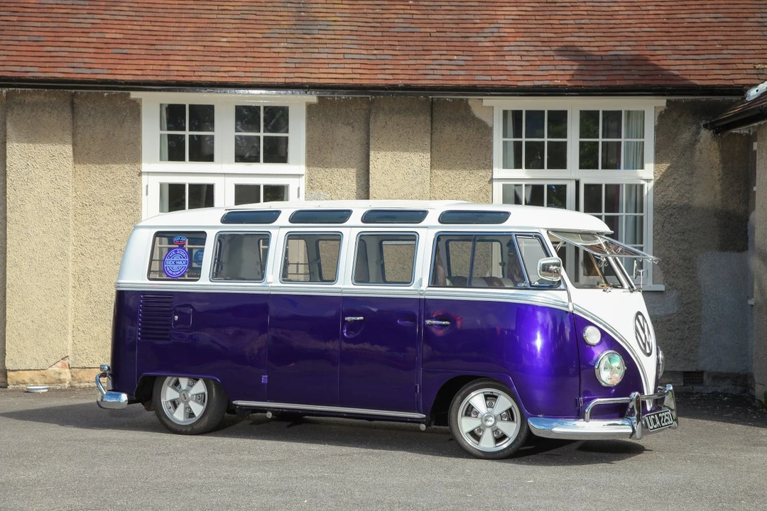 1966 Volkswagen Split-Window Bus - Image 9 of 30