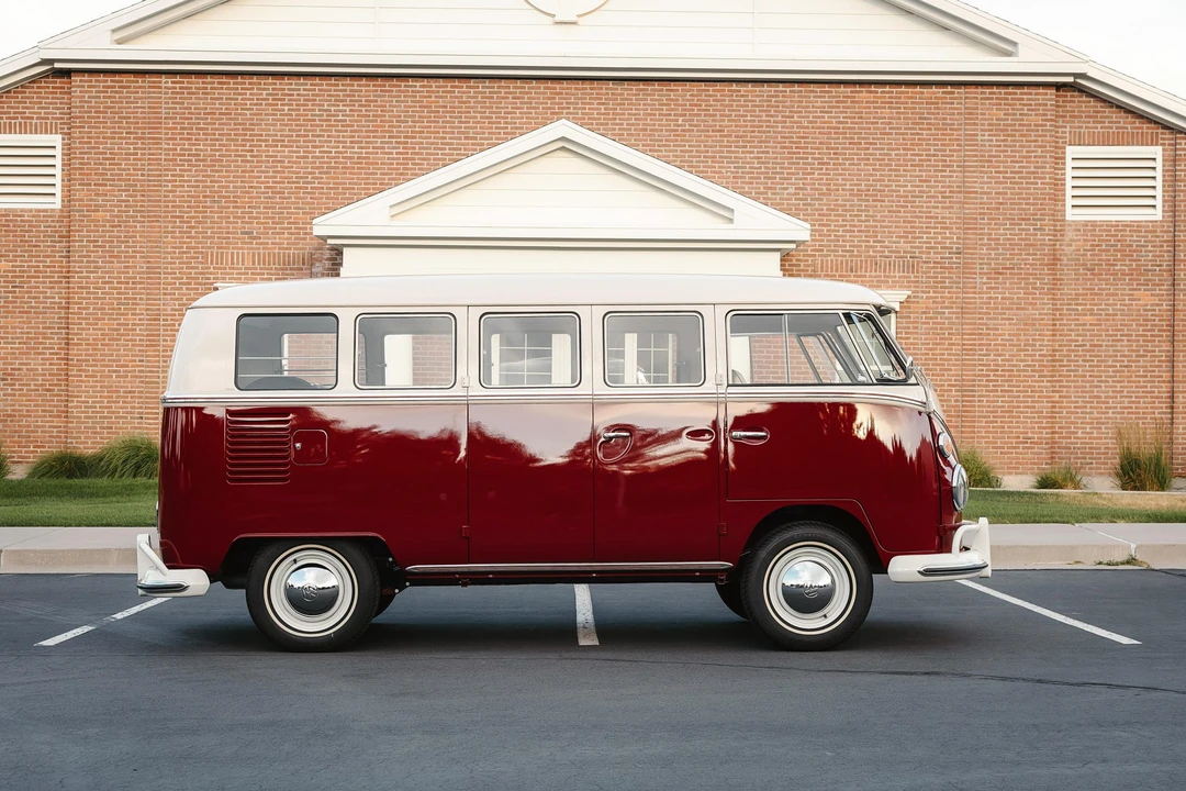 1966 Volkswagen Split-Window Bus - Image 19 of 31