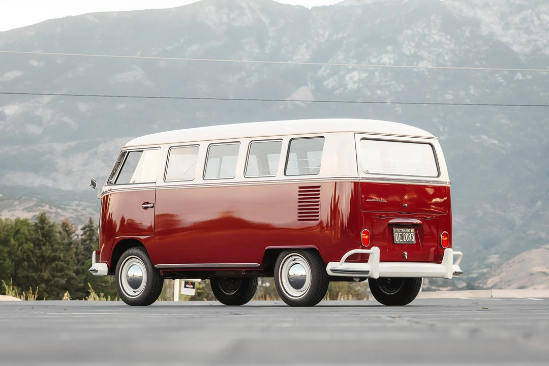 1966 Volkswagen Split-Window Bus - Image 6 of 31