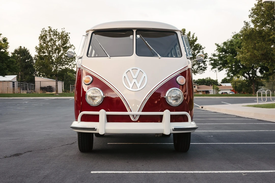 1966 Volkswagen Split-Window Bus - Image 22 of 31