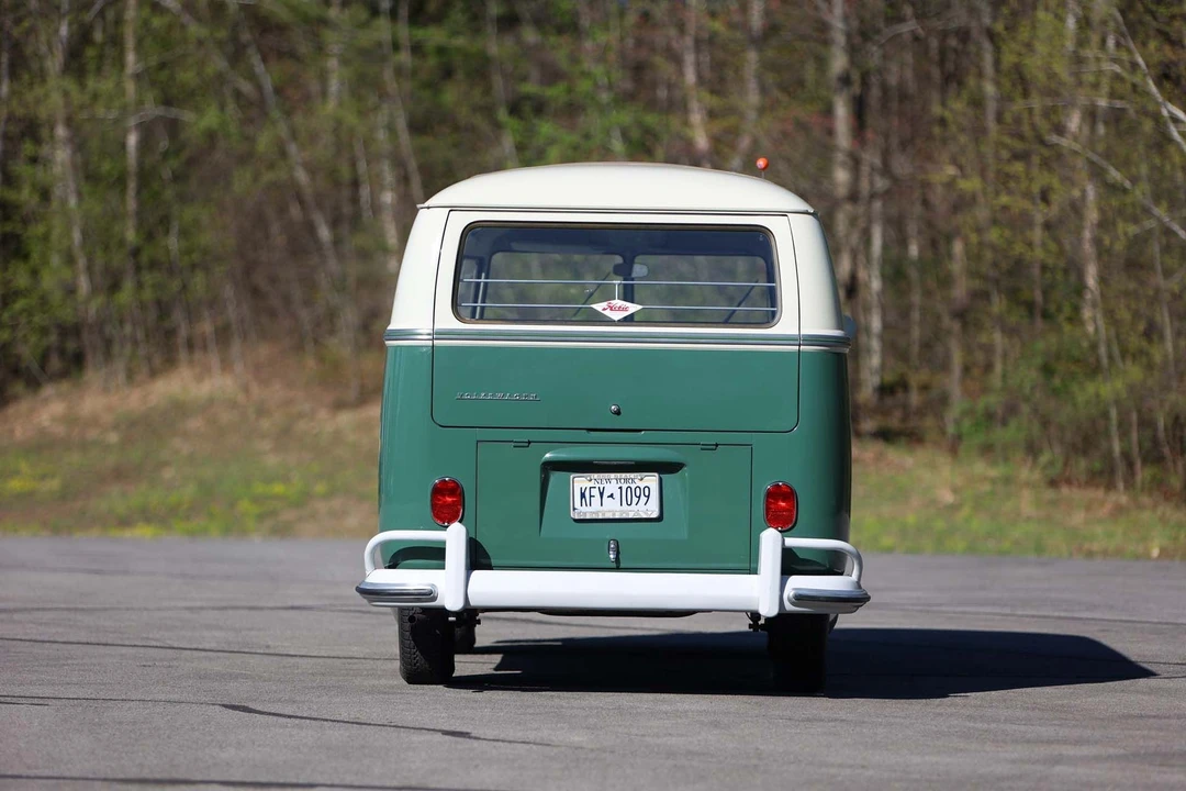 1966 Volkswagen Split-Window Bus - Image 29 of 31