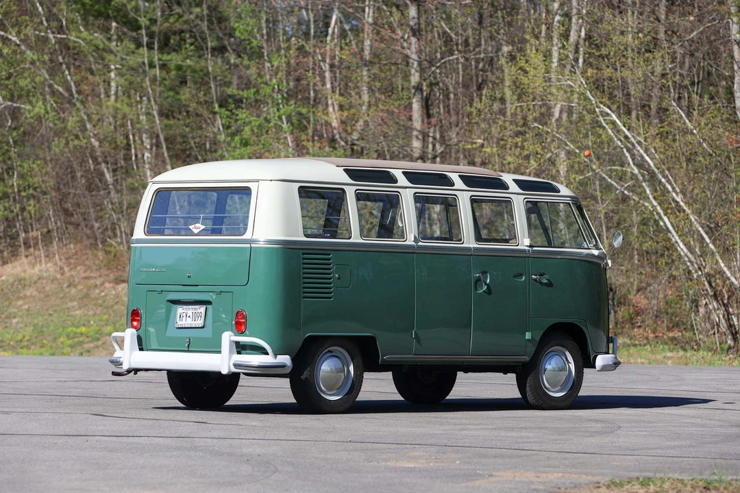 1966 Volkswagen Split-Window Bus - Image 28 of 31