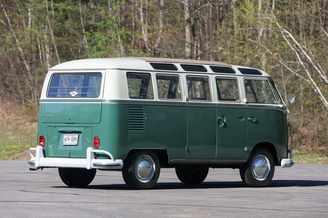 1966 Volkswagen Split-Window Bus - Image 27 of 31