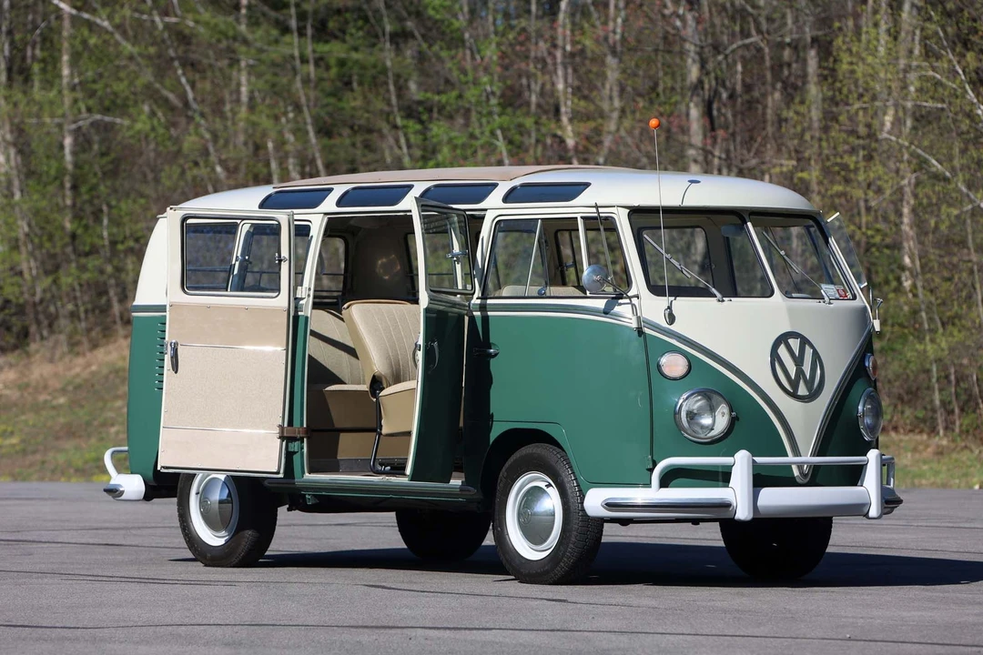 1966 Volkswagen Split-Window Bus - Image 22 of 31