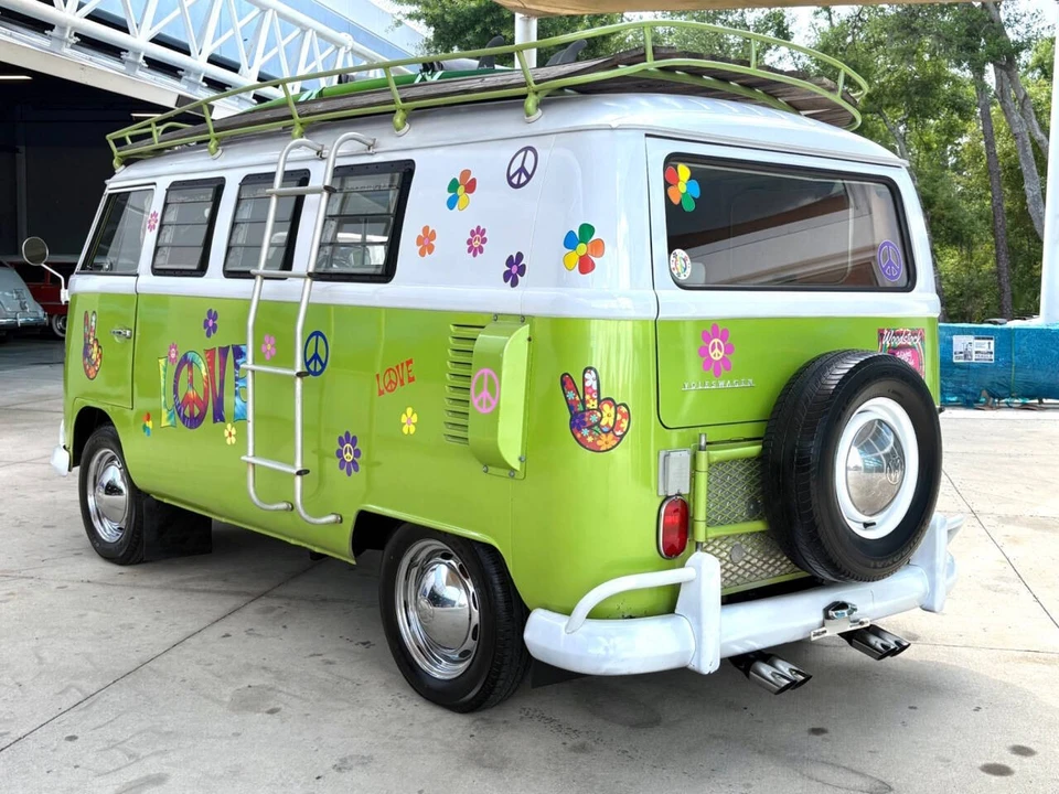 1966 Volkswagen Type 2 - Image 9 of 21