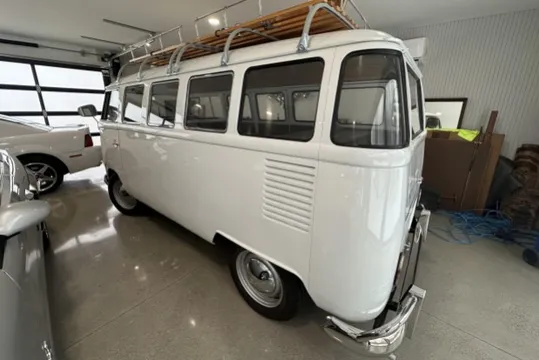 1966 Volkswagen Split-Window Bus - Image 2 of 8