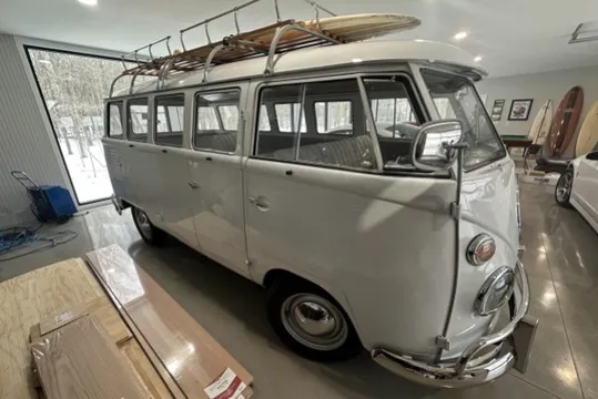 1966 Volkswagen Split-Window Bus - Image 3 of 8
