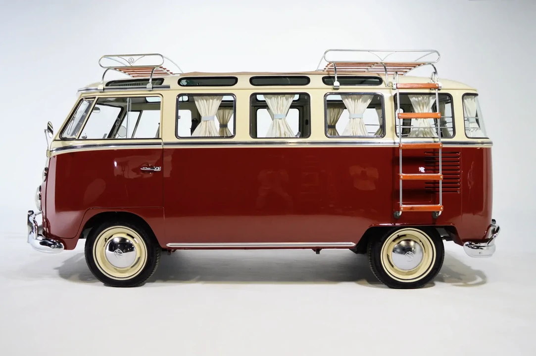 1966 Volkswagen Split-Window Bus - Image 4 of 6