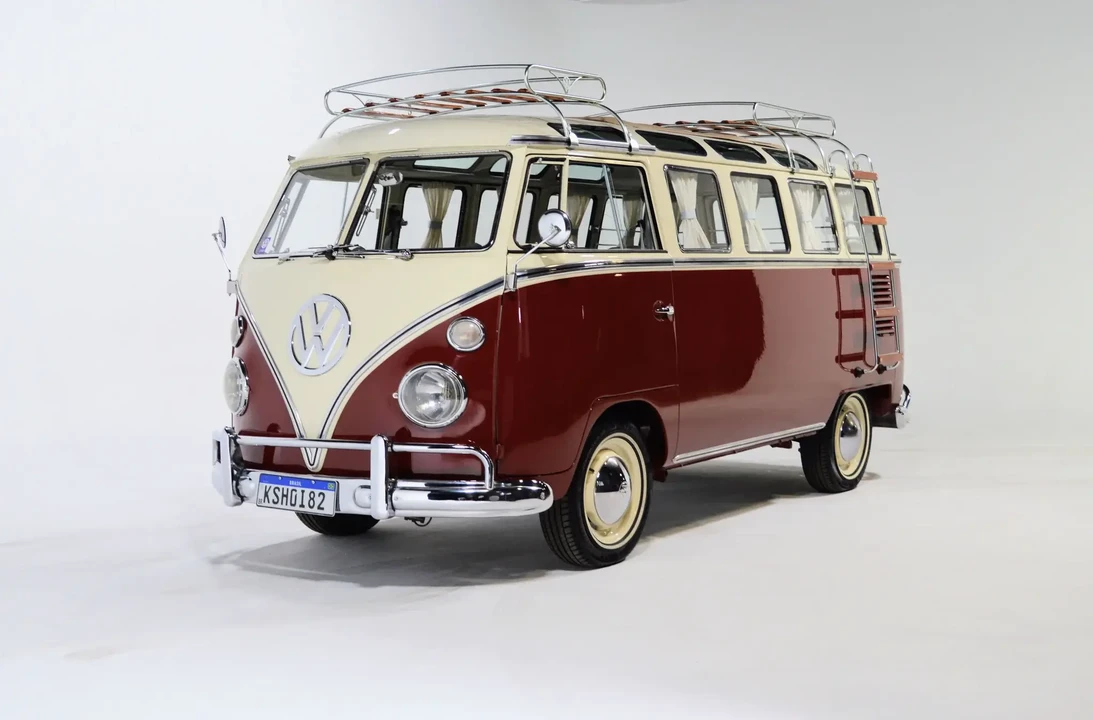 1966 Volkswagen Split-Window Bus - Image 3 of 6