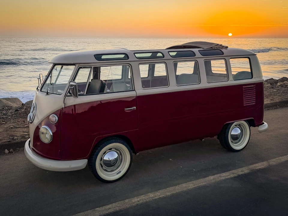 1966 Volkswagen Split-Window Bus - Image 13 of 31