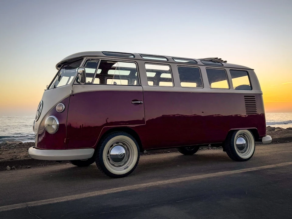 1966 Volkswagen Split-Window Bus - Image 15 of 31