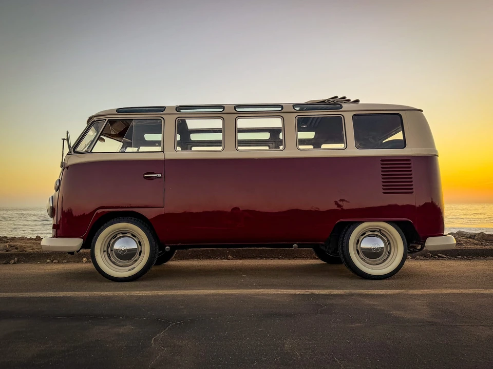 1966 Volkswagen Split-Window Bus - Image 16 of 31