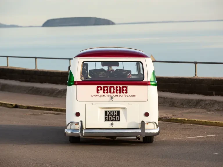1966 Volkswagen Split-Window Bus - Image 10 of 31