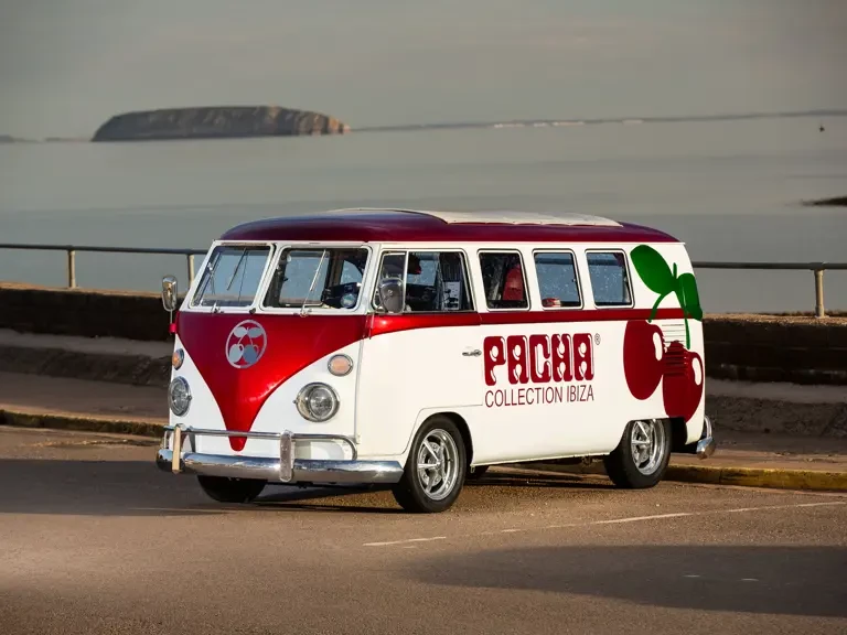 1966 Volkswagen Split-Window Bus - Image 11 of 31